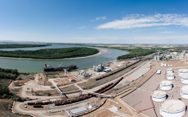 România finalizează achiziția Portului Giurgiulești, anunță ministrul Transporturilor