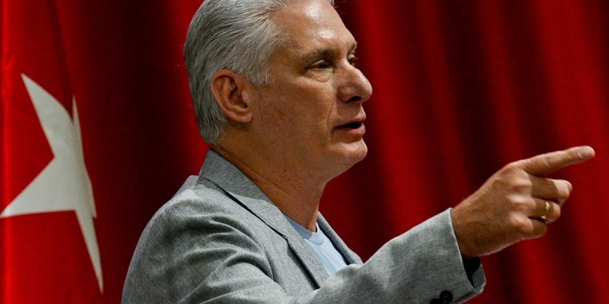 Cuba sfidează SUA: Președintele NU demisionează. Rusia promite sprijin: „Nu trădăm”