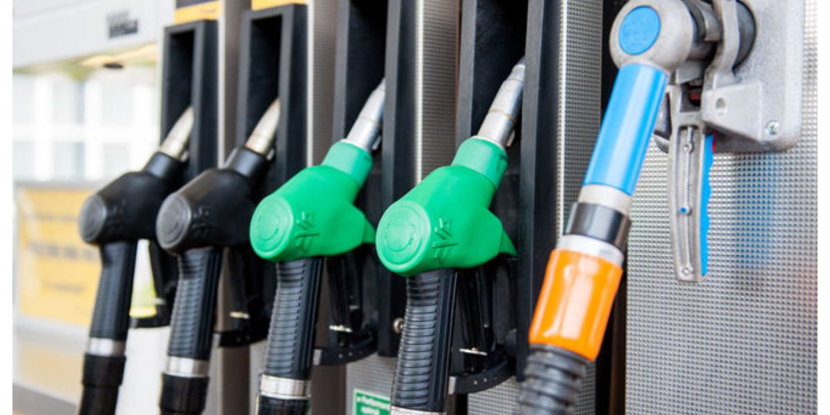 Benzina și motorina, furia șoferilor: Prețuri explozive la Petrom, Rompetrol și MOL