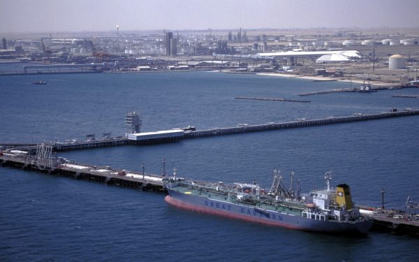 Petrolul: Sub presiune! Cât costă, de fapt, barilul de țiței?