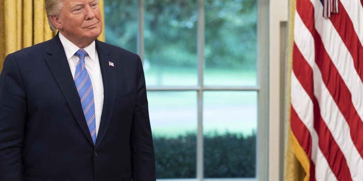 Președintele Statelor Unite, Donald Trump, a declinat invitația României de a participa la summitul B9, care se va desfășura pe 13 mai la București