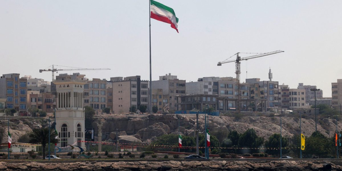 Iranul amenință: Rămâne în Strâmtoarea Ormuz până la garantarea drepturilor