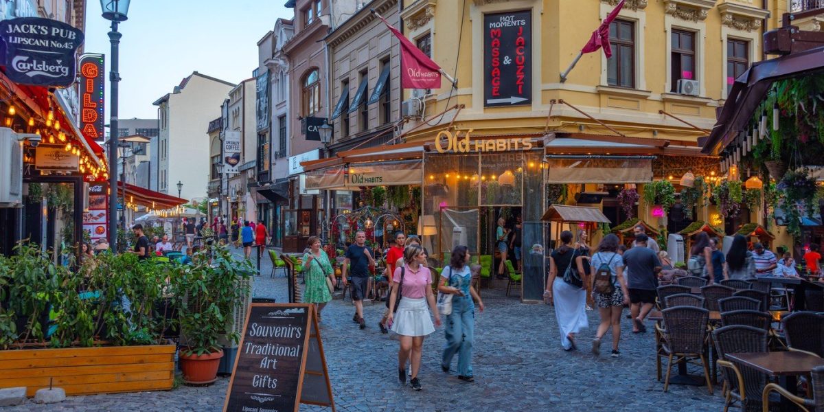 Bucureștiul devine destinație preferată pe harta europeană pentru 2026, primind aprecieri din partea britanicilor Bucureștiul atrage atenția britanicilor ca fiind una dintre cele mai atractive și vibrante destinații pentru anul 2026