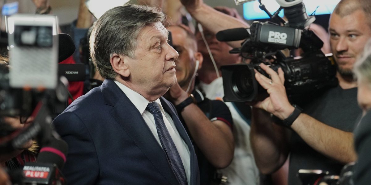 Fostul președinte al PNL, Crin Antonescu, a comentat, duminică seară, situația politică actuală, exprimându-și opinia despre coaliția de guvernare și despre rolul lui Ilie Bolojan în aceasta