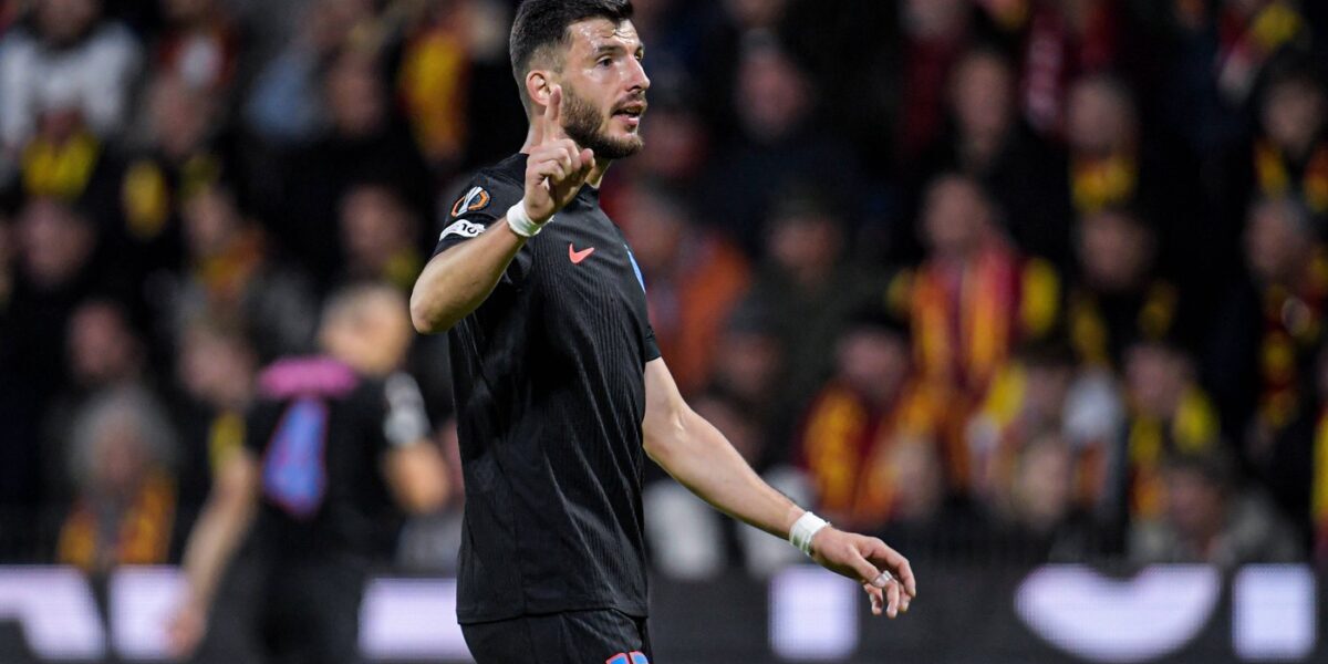 Mihai Popescu, veste bună: Rădoi anunță plecarea fundașului de la echipă