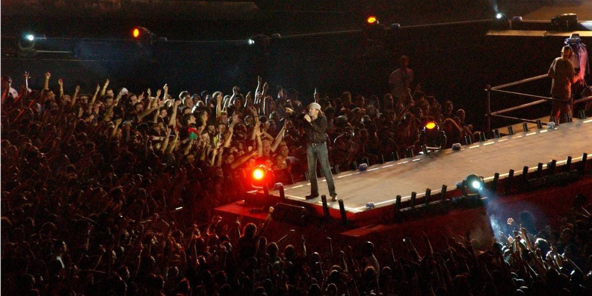 Muncitorul mincinos: Concediat și amendat cu 5.000€ după un concert în Bari