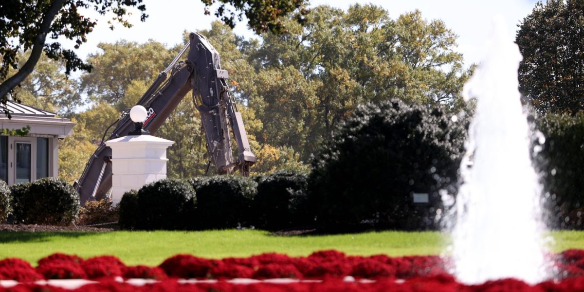 Trump, verde la construcția sălii de bal. Lucrările continuă până la audiere