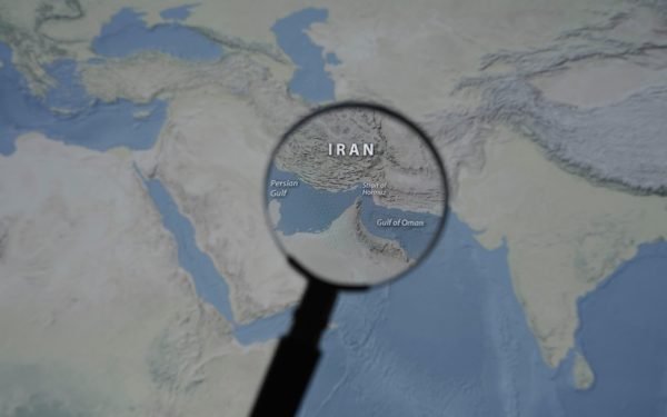 Breșe în blocada SUA din Ormuz: Nave sancționate sfidează Interdicțiile