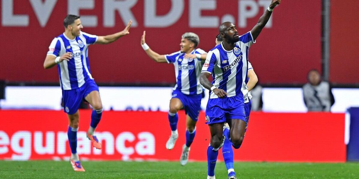 Porto și Famalicao încheie egal 2-2 într-un final dramatic