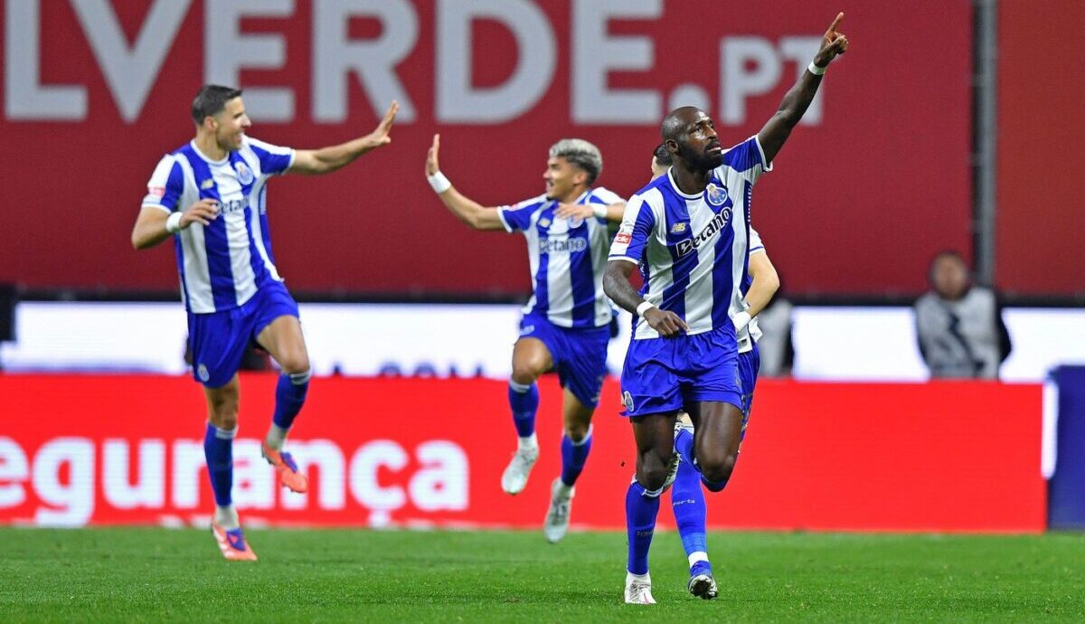 Porto și Famalicao încheie egal 2-2 într-un final dramatic
