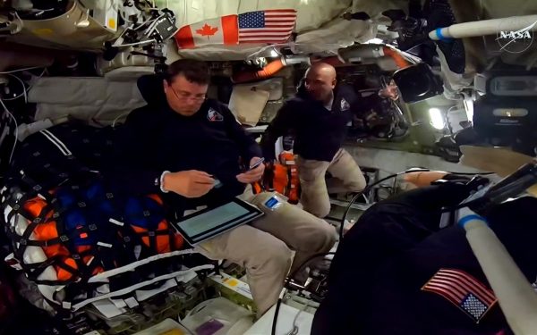 Ce salarii au astronauții Artemis II? Un electrician din SUA râde de ei?