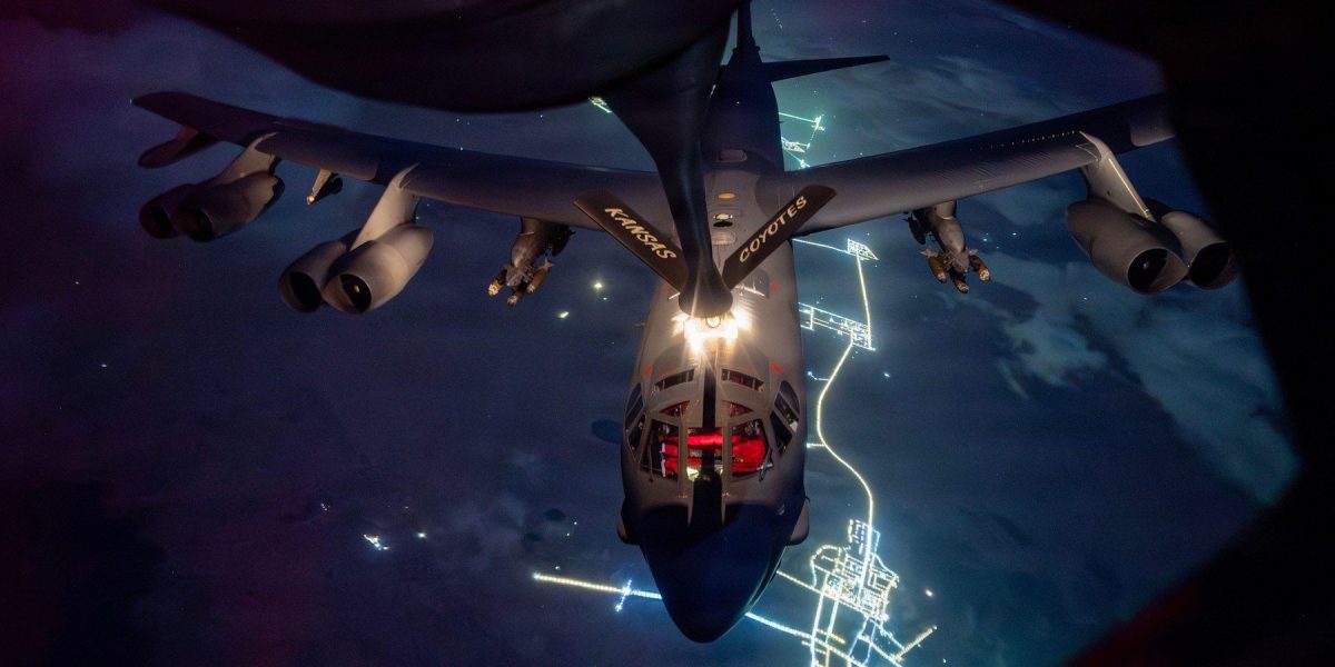 Președintele american Donald Trump a acceptat suspendarea bombardamentelor asupra Iranului pentru două săptămâni, acceptând o propunere de armistițiu formulată de mediatori din Orientul Mijlociu