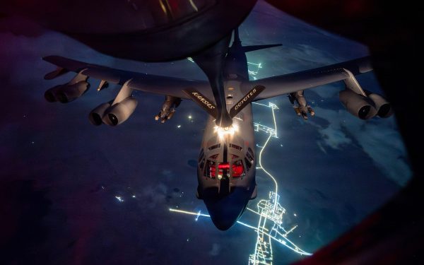 Președintele american Donald Trump a acceptat suspendarea bombardamentelor asupra Iranului pentru două săptămâni, acceptând o propunere de armistițiu formulată de mediatori din Orientul Mijlociu