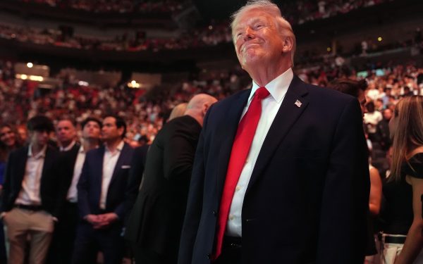 Milioane furate: Pariuri secrete pe deciziile lui Donald Trump