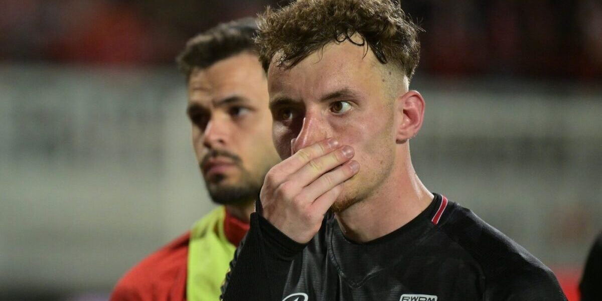 Retrogradare cu scandal: O echipă pică, trei se salvează miraculos