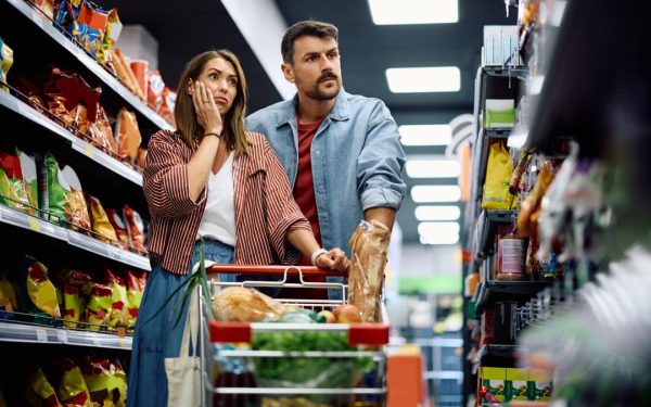 Inflația a urcat la 9,87% în martie: scumpiri la energie, fructe și cafea!