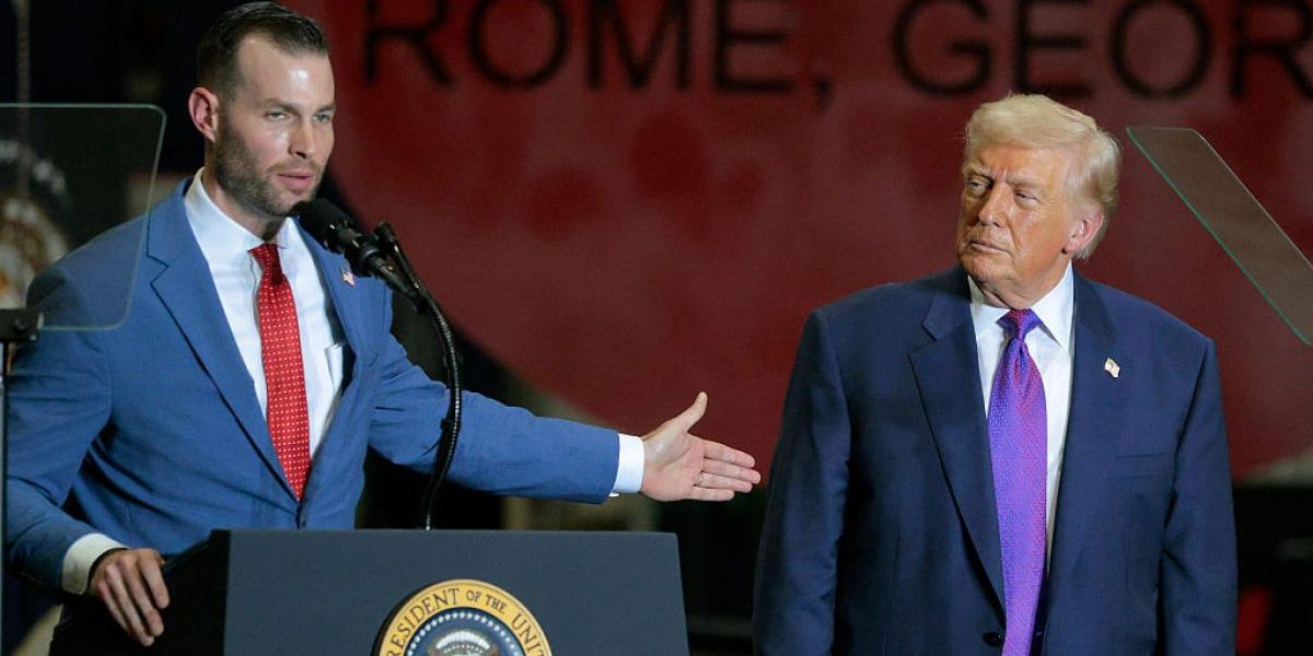 Republicanii au obținut o victorie aparentă în statul GEORGIA, dar rezultatul alegerilor speciale pentru Congresul american ascunde o realitate mai complexă, cu implicații potențiale pentru viitorul politic al lui DONALD Trump