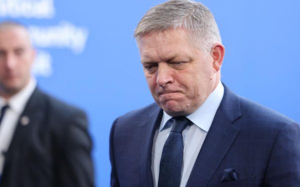 Fico, aliatul lui Orban, surprinde: Felicitări lui Peter Magyar pentru cooperare