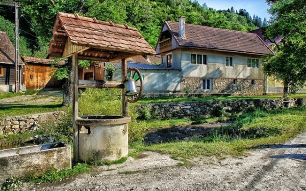 Locuințe fără utilități: Scutire de impozit, după modelul Bolojan