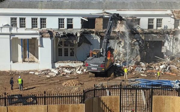 Lucrarea lui Donald Trump, blocată: Ce urmează în aripa demolată a Casei Albe?