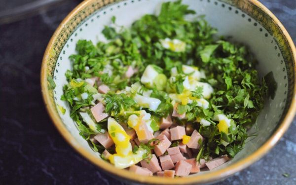 Nutriționiștii, verdict dur: Mâncărurile „sănătoase” care-ți sabotează silueta