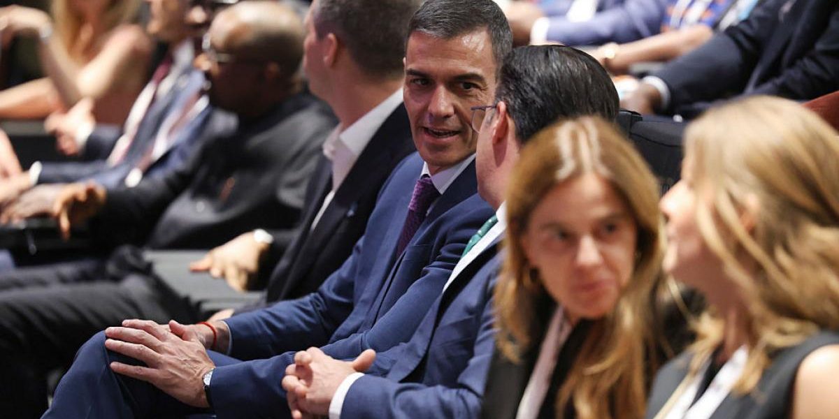 Sanchez, sfidător la Beijing, vrea să reducă deficitul cu China