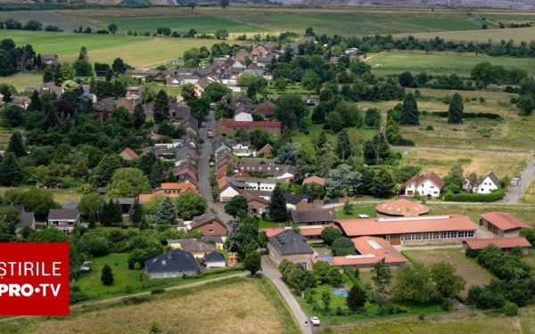 Explorator, în satul-fantomă cu 500 suflete: ce a găsit e ȘOCANT