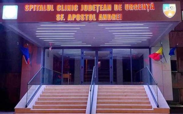 Bărbatul cu arsuri de la blocul social din Constanța a murit