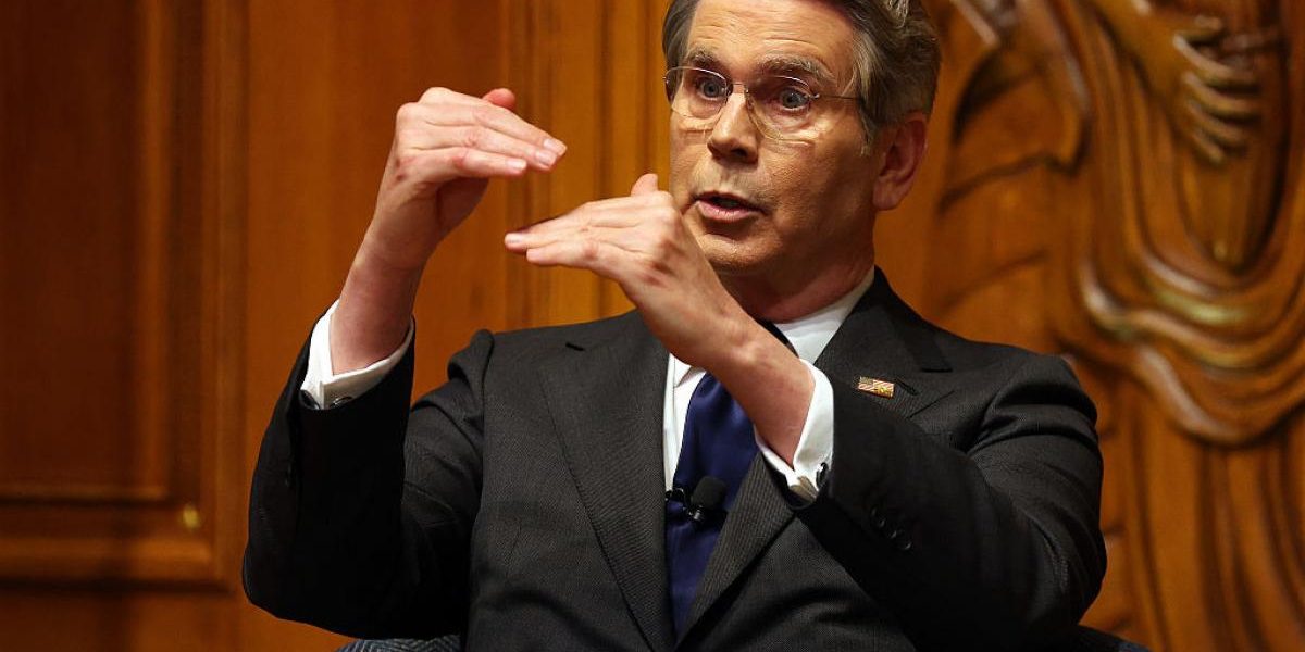 Secretarul Trezoreriei SUA: „Durere economică” pentru a opri Iran-ul. Londra, în pericol?