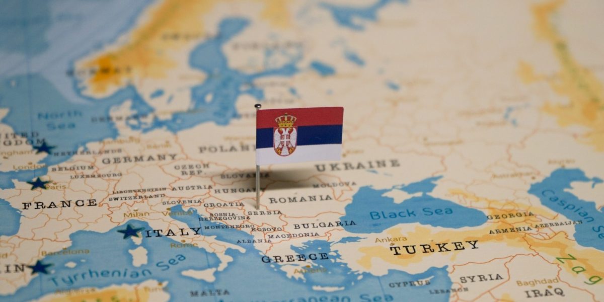 Țara vecină riscă 1,5 miliarde EURO de la UE. Ce se întâmplă lângă România?