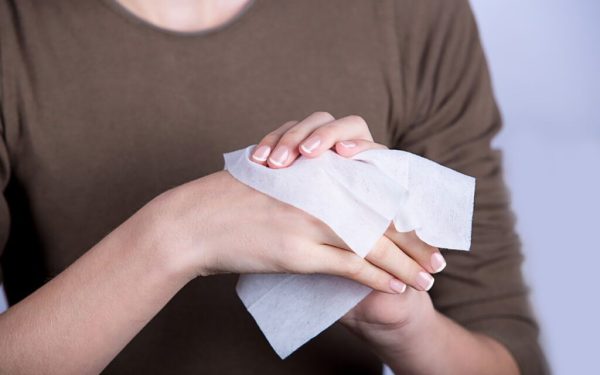 Șervețelele ucigașe: 6 morți și zeci de infectări în Europa