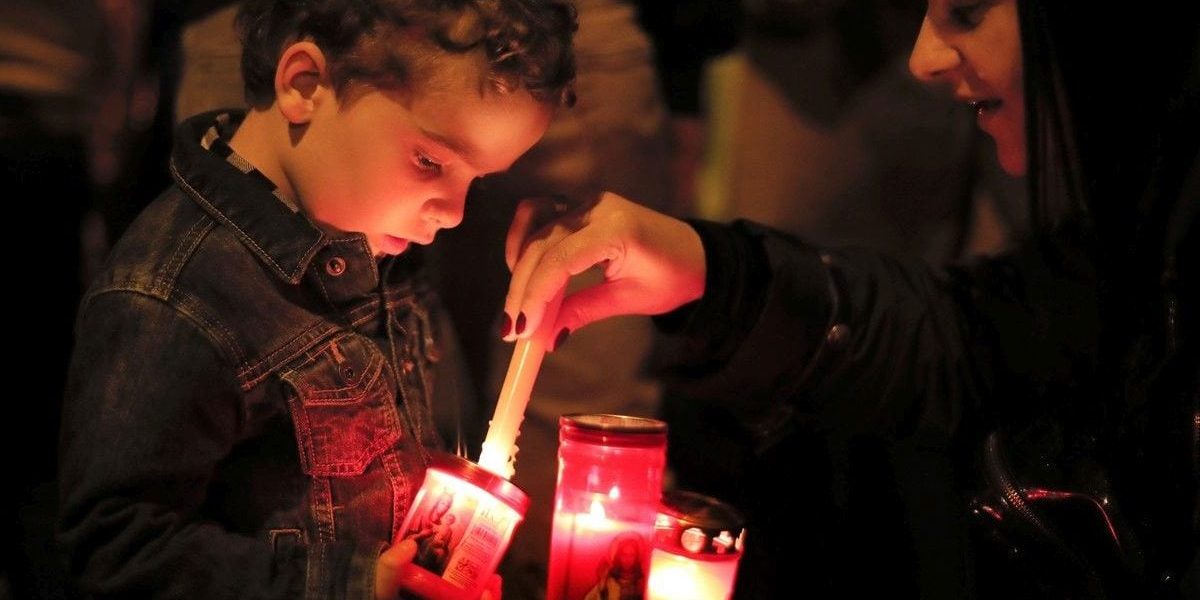 Focul de Paște: Reguli vitale acasă și la biserică, sub lupa autorităților