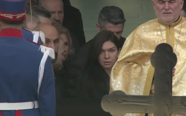 Fotbalul românesc este în doliu după moartea lui Mircea Lucescu, antrenorul legendar care a cucerit 35 de trofee de-a lungul unei cariere impresionante