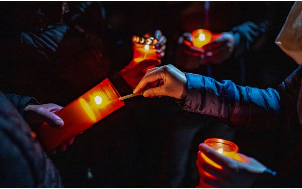 Paștele, misterul Înverii: Ce spun doi preoți despre miezul nopții