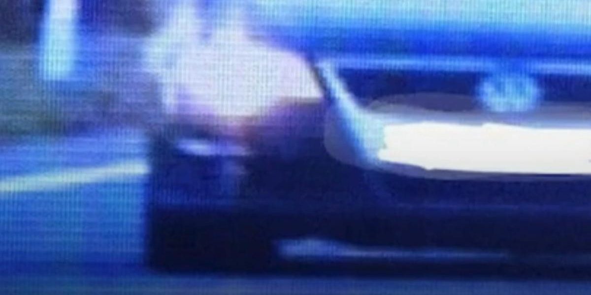 Șoferiță, prinsă cu 176 km/h: Cozonaci arși, viteză de Donald Trump pe șosea