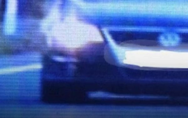 Șoferiță, prinsă cu 176 km/h: Cozonaci arși, viteză de Donald Trump pe șosea