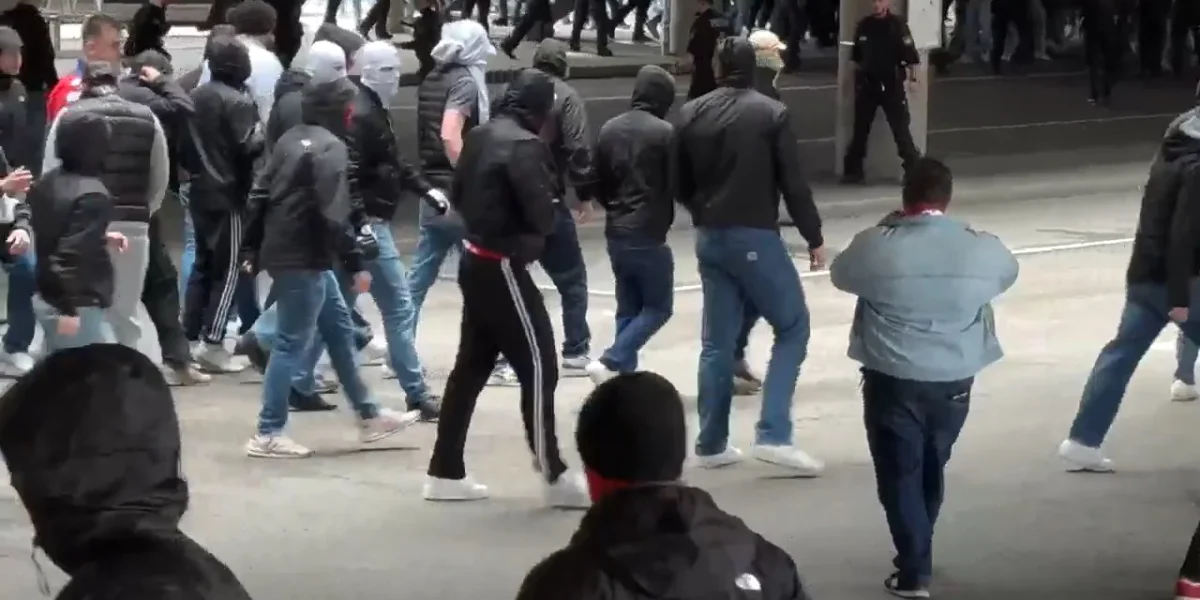 Ultrașii din Stuttgart, atac la fanii Bayern, scandal înainte de meci