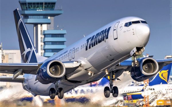 Sindicatul TAROM: Protest în Piața Victoriei. Guvernul, acuzat de distrugerea companiei
