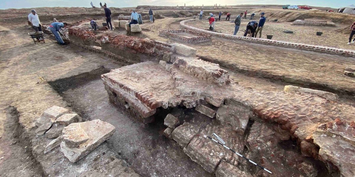 Arheologii au scos la iveală un templu egiptean vechi: Misterul funcției sale