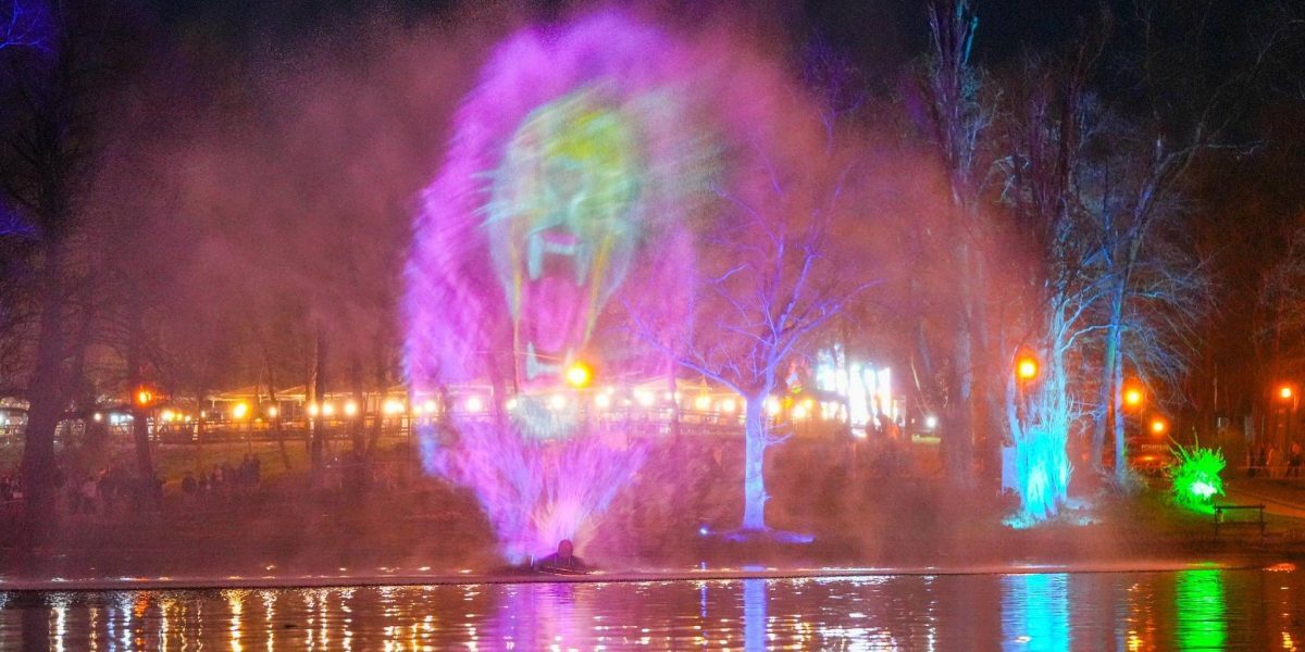 Târgul de Paște din Craiova, organizat în Parcul Nicolae Romanescu, s-a deschis oficial duminică, atrăgând mii de vizitatori din oraș, din alte zone ale țării și din străinătate