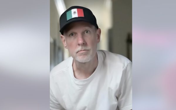 Video: Tom Dumont de la No Doubt, diagnosticat cu Parkinson. Reacția chitaristului