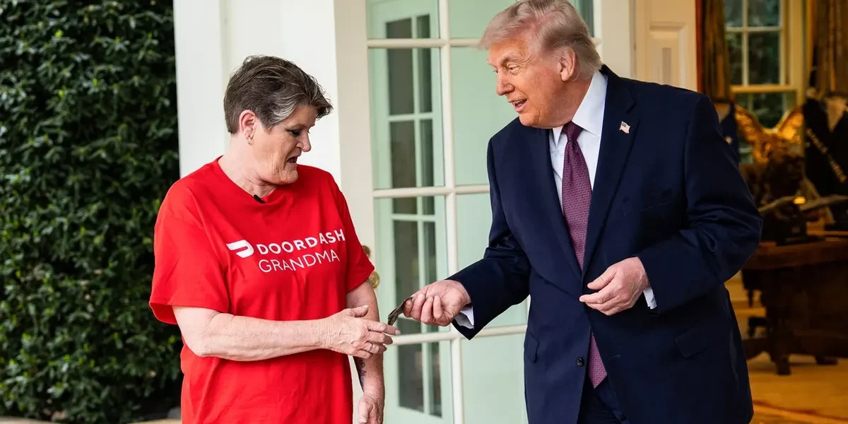 Donald Trump, zi plină: Mc Donalds, bacșiș uriaș, Iran amenințat și… Hristos