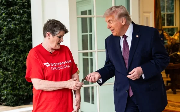 Donald Trump, zi plină: Mc Donalds, bacșiș uriaș, Iran amenințat și… Hristos