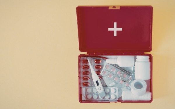 Pregătiri de vacanță: ce nu trebuie să lipsească din trusă