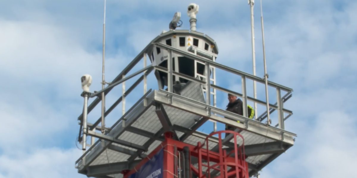 Deșteptarea: Piloți amendați drastic pentru glume pe frecvențele aeriene