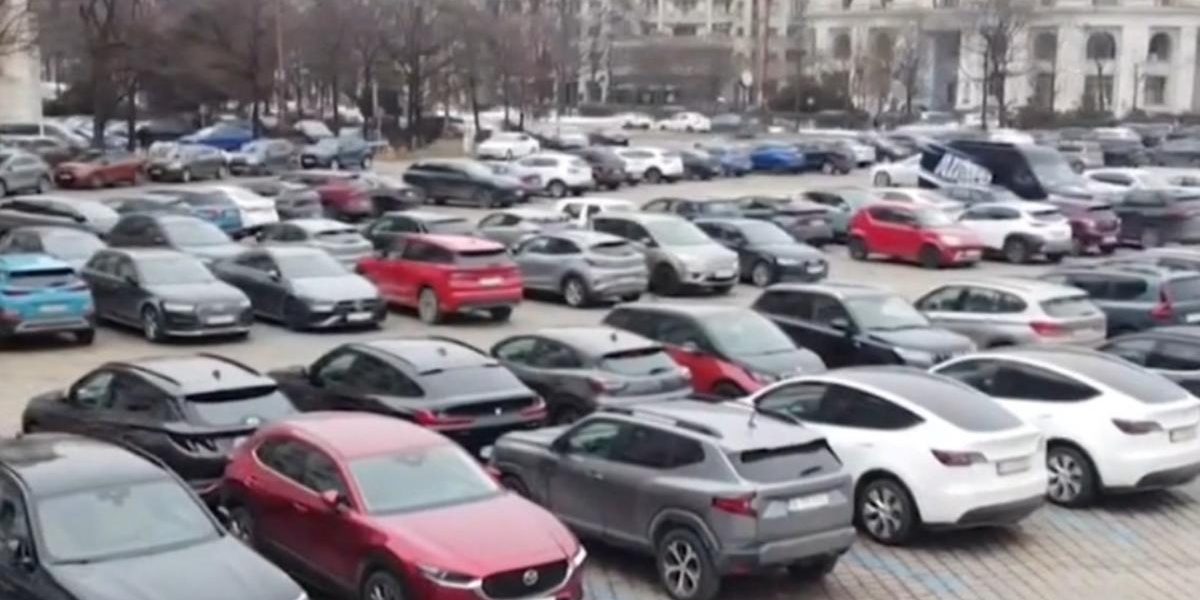 Producția auto din România, în picaj în martie: -4,5%, în timp ce înmatriculările cresc