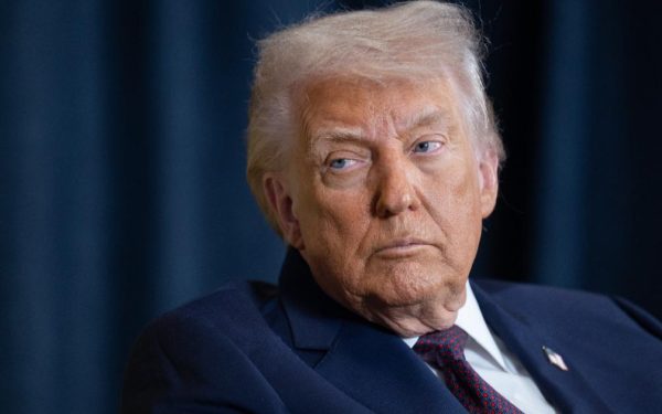 Donald Trump, atac la NATO: „Și-a creat singură o problemă”