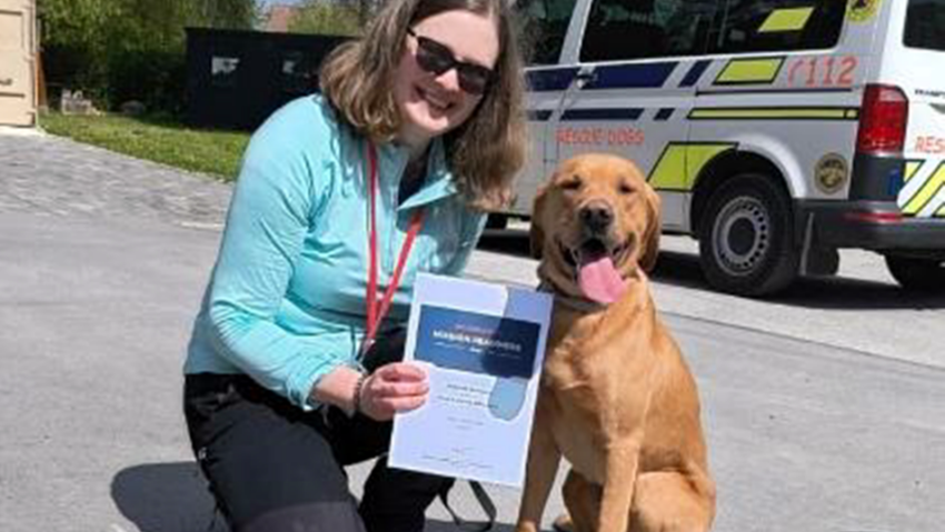 Tobi, câinele certificat pentru misiuni de salvare: România are un erou canin!