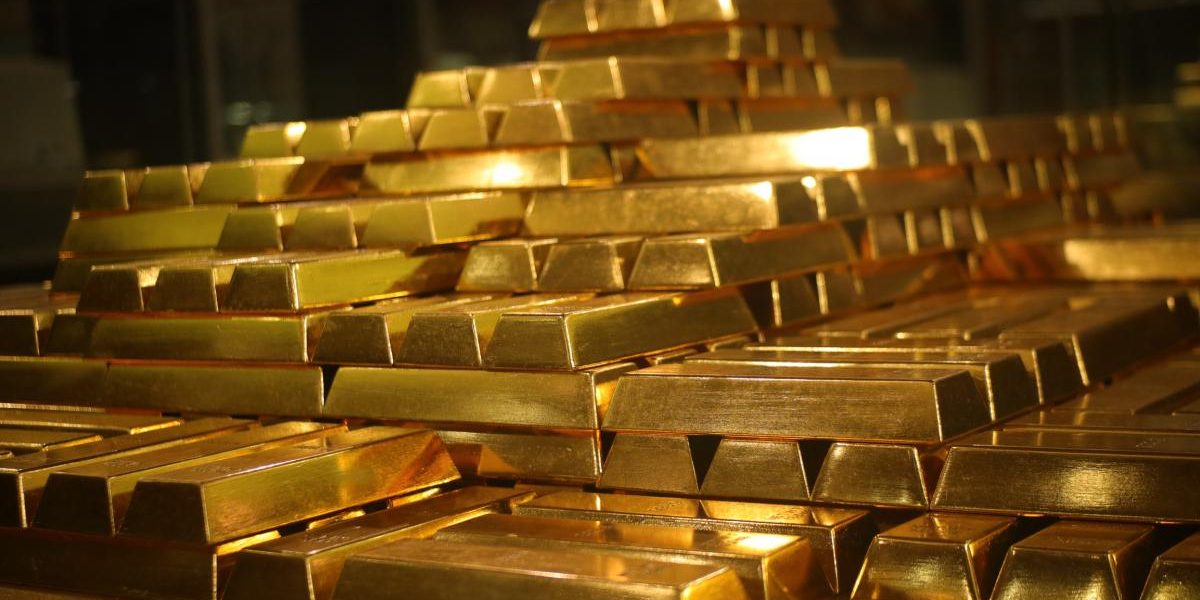 Vânzarea de AUR, iluzie pentru arme: Polonia, în dezacord privind apărarea