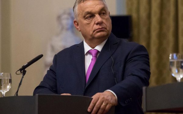 Orban trimite armata la gazoduct înaintea vizitei lui Vance